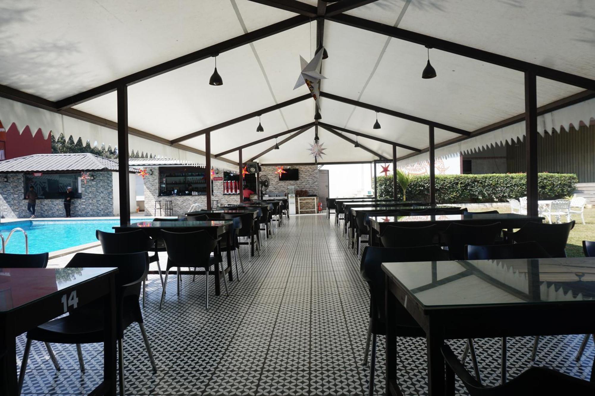 Vistar Resort & Hotels Kammasandra ภายนอก รูปภาพ