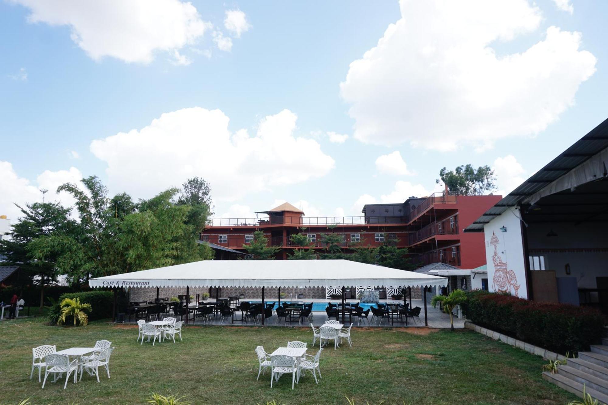 Vistar Resort & Hotels Kammasandra ภายนอก รูปภาพ